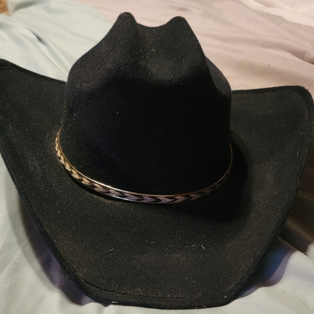 Black Cowboy Hat with Silver Band